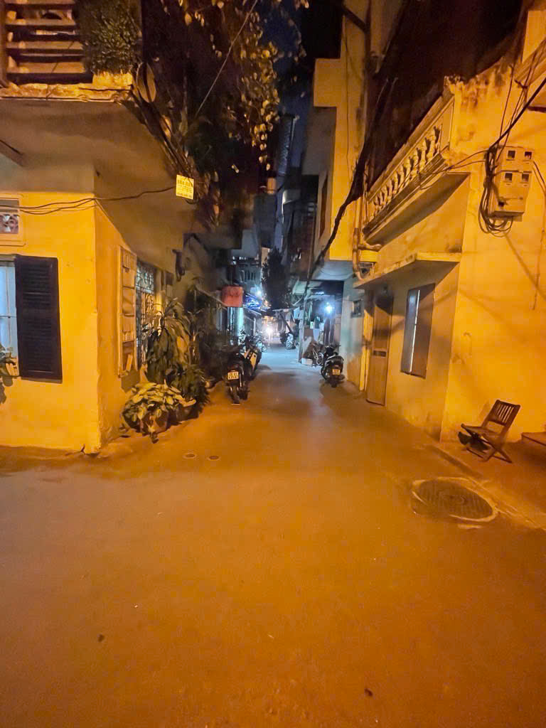 BÁN NHÀ PHỐ TÂY SƠN, DT 25m2, 5 TẦNG, GIÁ HƠN 7 TỶ